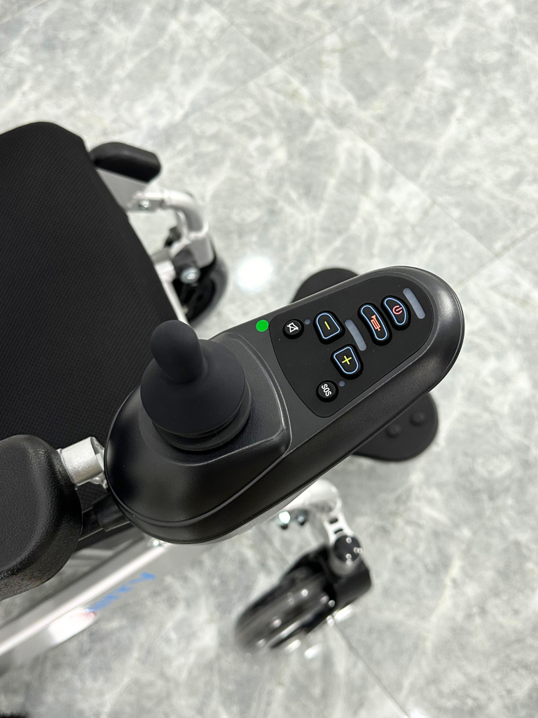 Xe lăn điện Jerry 6012A